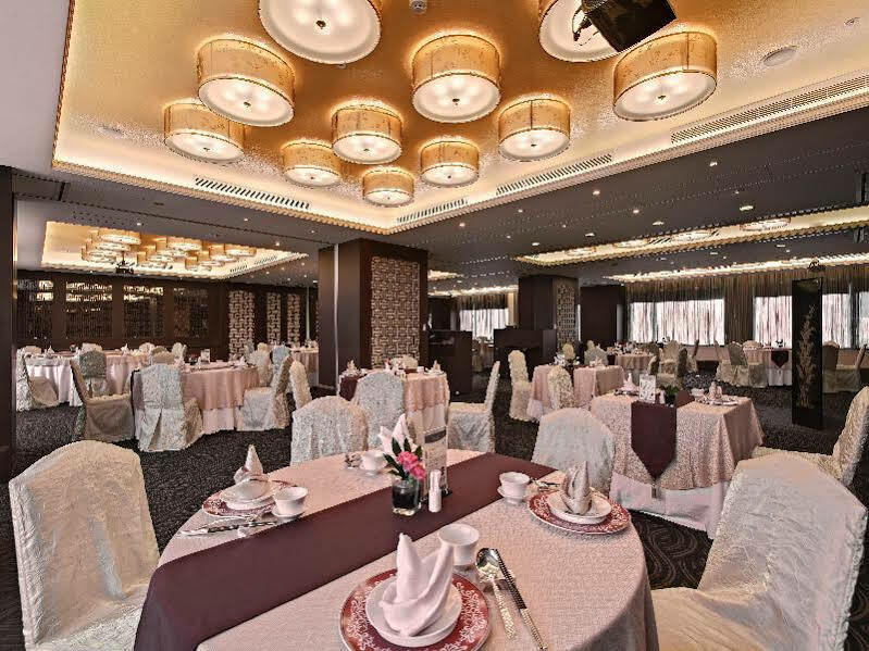 Taipei Garden Hotel - Ximending Exterior foto The ballroom at the hotel